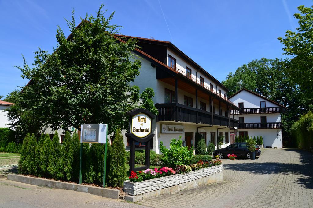 Hotel Am Buchwald Esslingen am Neckar Exterior photo